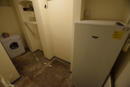 1 bedroom Terraced House to let in Talbot Road, Northampton, NN1