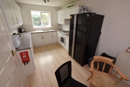 1 bedroom Semi-detached house to let in West Cotton Close, Far Cotton, Northampton, NN4