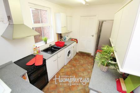 1 bedroom House share to let in Ashburnham Road, Abington, Northampton, NN1