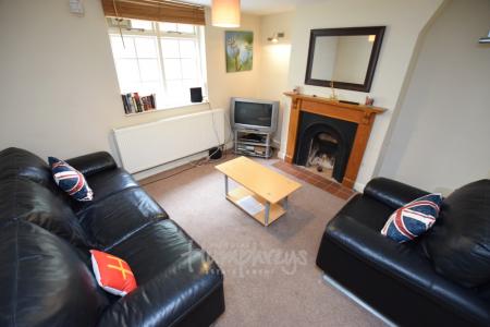 4 bedroom Terraced House to let in Marriott Street, Semilong, Northampton, NN2