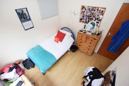 3 bedroom Terraced House to let in Lincoln Street, Kingsthorpe, Northampton, NN2