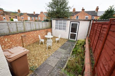 3 bedroom Terraced House to let in Lincoln Street, Kingsthorpe, Northampton, NN2