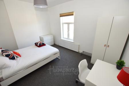 Queens Road, Abington, Northampton, NN1