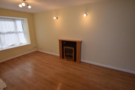 3 bedroom Terraced House to let in Shedfield Way, East Hunsbury, Northampton, NN4