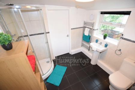 4 bedroom Terraced House to let in Euston Road, Far Cotton, Northampton, NN4