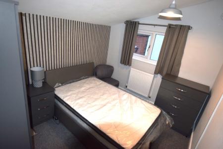 6 bedroom Terraced House for sale in Burns Street, Abington, Northampton, NN1