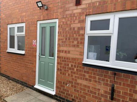 6 bedroom Terraced House for sale in Burns Street, Abington, Northampton, NN1