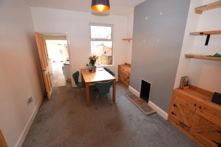 2 bedroom Terraced House to let in Purser Road, Abington, Northampton, NN1