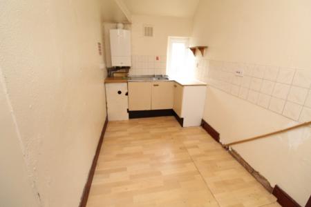 6 bedroom Terraced House for sale in Derby Road, Lenton, Nottingham, NG7