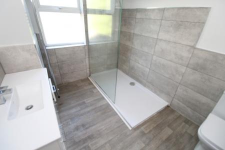 5 bedroom Semi-detached house for sale in Lois Avenue, Lenton, Nottingham, NG7