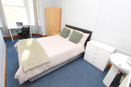 7 bedroom Terraced House for sale in Portland Road, Arboretum, Nottingham, NG7