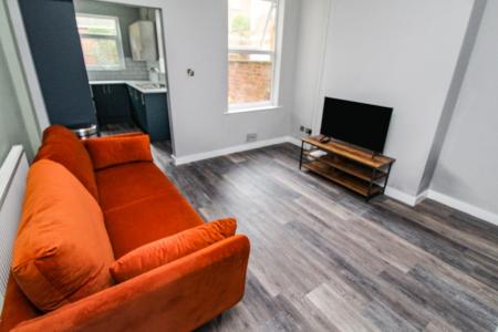 2 bedroom Terraced House for sale in Tissington Road, Forest Fields, Nottingham, NG7