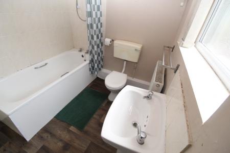 1 bedroom Terraced House to let in (1 BED) Beeston Road, Dunkirk, Nottingham, NG7