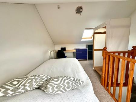 1 bedroom Terraced House to let in (1 Room) Glentworth Road, Nottingham, NG7