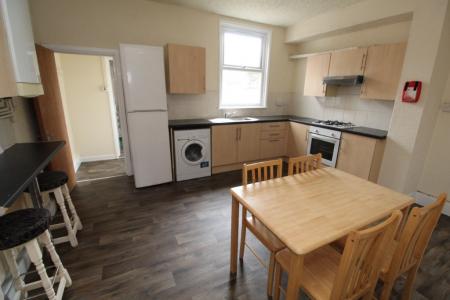 (3 BED) Beeston Road, Dunkirk, Nottingham, NG7