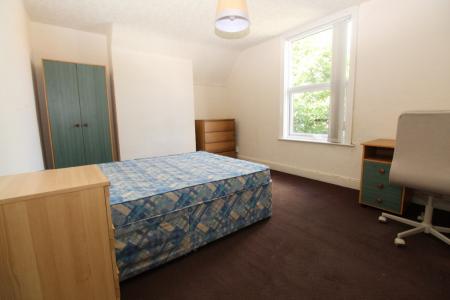 3 bedroom Terraced House to let in (3 BED) Beeston Road, Dunkirk, Nottingham, NG7