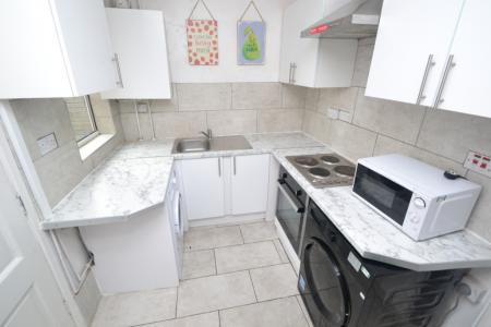 3 bedroom Terraced House to let in Highfield Road, Dunkirk, Nottingham, NG7
