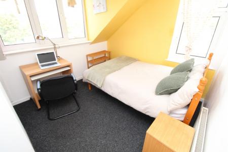 1 bedroom Semi-detached house to let in Marlborough Street, Dunkirk, Nottingham, NG7
