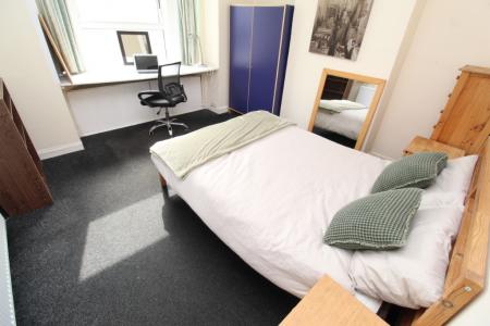 1 bedroom Semi-detached house to let in Marlborough Street, Dunkirk, Nottingham, NG7