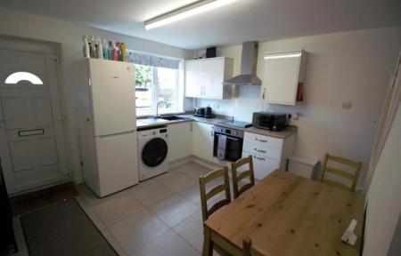 3 bedroom Semi-detached house to let in Montpellier Road, Dunkirk, Nottingham, NG7