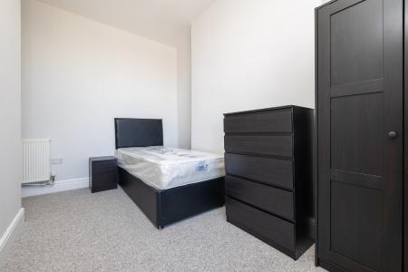 5 bedroom Town house to let in Radford Road, Radford, Nottingham, NG7