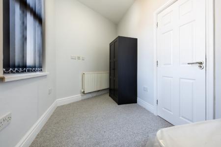 5 bedroom Town house to let in Radford Road, Radford, Nottingham, NG7