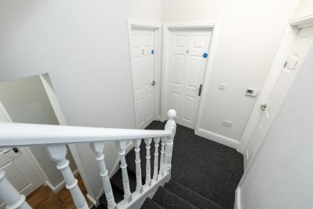5 bedroom Town house to let in Radford Road, Radford, Nottingham, NG7