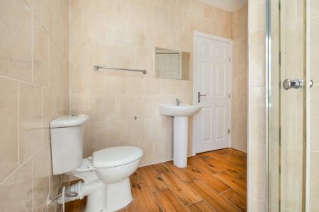 5 bedroom Town house to let in Radford Road, Radford, Nottingham, NG7