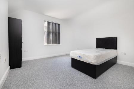 5 bedroom Town house to let in Radford Road, Radford, Nottingham, NG7