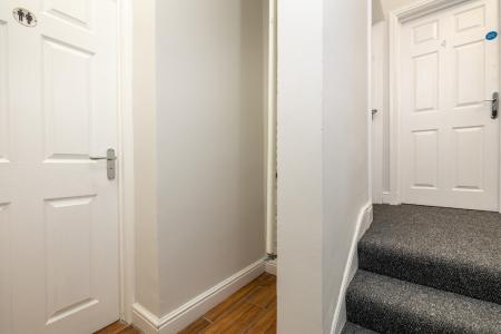 5 bedroom Town house to let in Radford Road, Radford, Nottingham, NG7