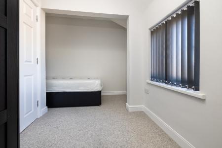 5 bedroom Town house to let in Radford Road, Radford, Nottingham, NG7