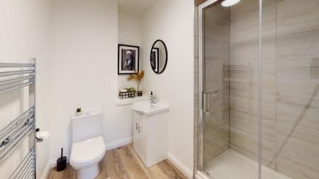6 bedroom Flat to let in Broad Street, City Centre, Nottingham, NG1