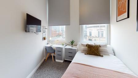 6 bedroom Flat to let in Broad Street, City Centre, Nottingham, NG1