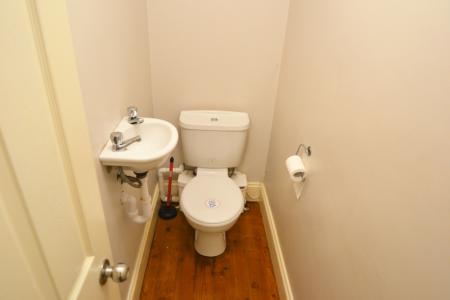 8 bedroom Detached house to let in Derby Grove, Lenton, Nottingham, NG7