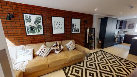 8 bedroom Flat to let in North Sherwood Street, Arboretum, Nottingham, NG1