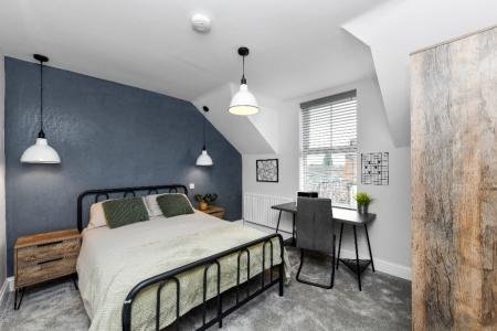 6 bedroom Semi-detached house to let in Marlborough Street, Dunkirk, Nottingham, NG7