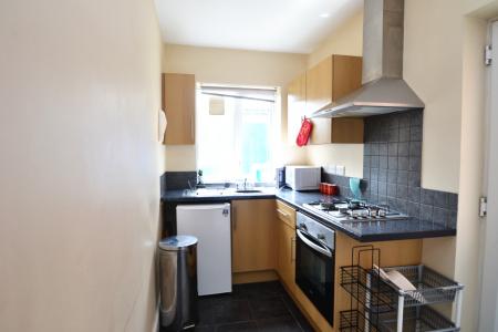 3 bedroom Semi-detached house to let in Allington Avenue, Lenton, Nottingham, NG7