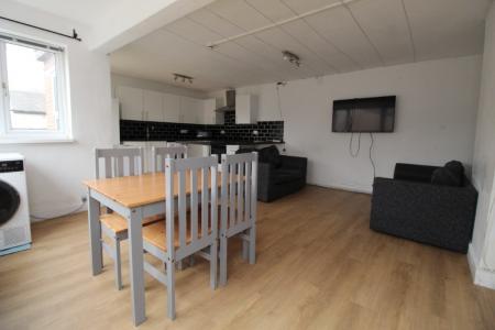 9 bedroom Detached house to let in Arthur Street, Arboretum, Nottingham, NG7