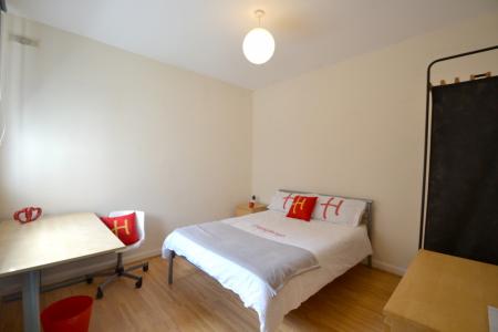 6 bedroom Semi-detached house to let in Bute Avenue, Lenton, Nottingham, NG7