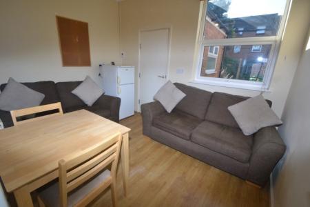4 bedroom Terraced House to let in Claude Street, Dunkirk, Nottingham, NG7