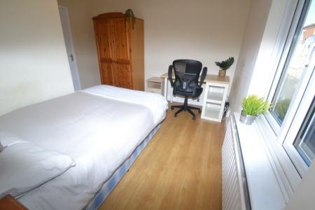 4 bedroom Terraced House to let in Claude Street, Dunkirk, Nottingham, NG7