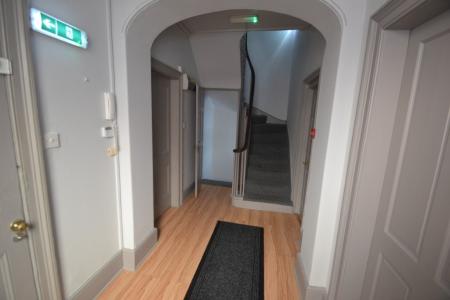 8 bedroom Flat to let in Forest Road East, Arboretum, Nottingham, NG1