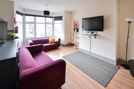6 bedroom Terraced House to let in Gedling Grove, Arboretum, Nottingham, NG7
