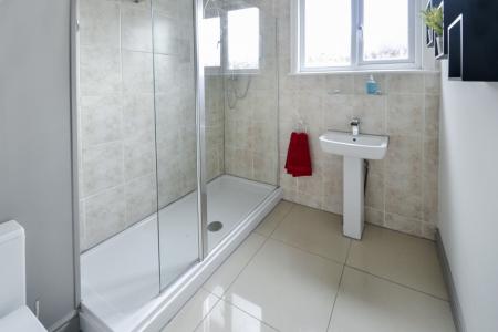 6 bedroom Terraced House to let in Gedling Grove, Arboretum, Nottingham, NG7