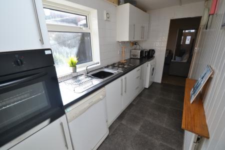 4 bedroom Terraced House to let in Harley Street, Lenton, Nottingham, NG7