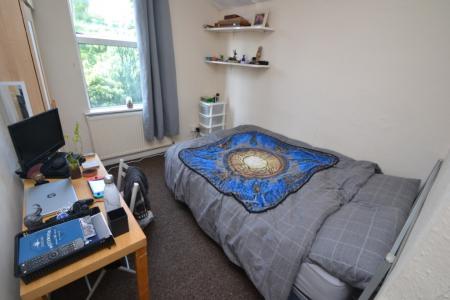 4 bedroom Terraced House to let in Harrington Drive, Lenton, Nottingham, NG7