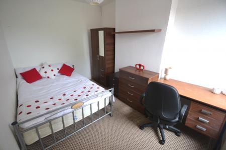 5 bedroom Detached house to let in Johnson Road, Lenton, Nottingham, NG7