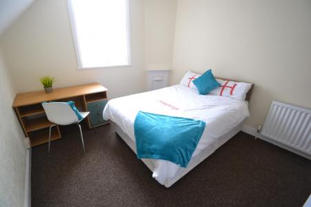 4 bedroom Detached house to let in Millicent Road, West Bridgford, NG2