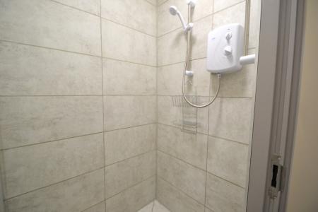 8 bedroom Flat to let in Mount Hooton Road, Arboretum, Nottingham, NG7