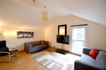 8 bedroom Flat to let in Mount Hooton Road, Arboretum, Nottingham, NG7